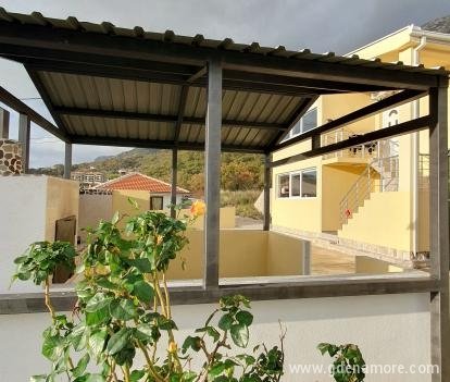 Liona, private accommodation in city Sutomore, Montenegro